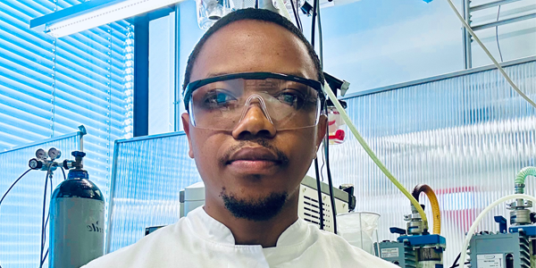 Breathing new life into TB treatment with inhalable nanomedicine